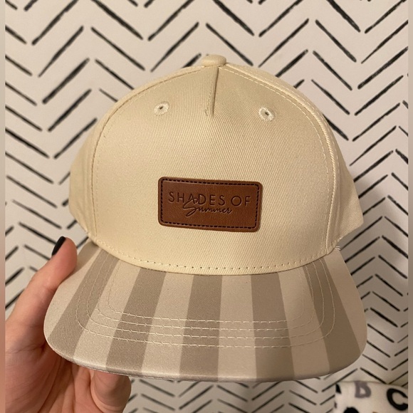 Brand new infant hat! - Picture 2 of 4